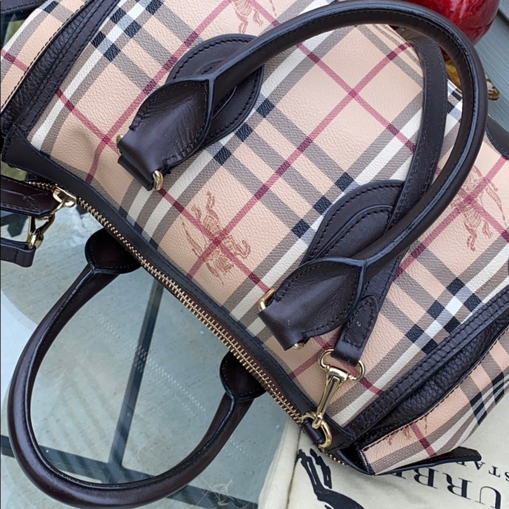 Burberry Beige Nova Check Satchel with Black Trim - Picture 8 of 16